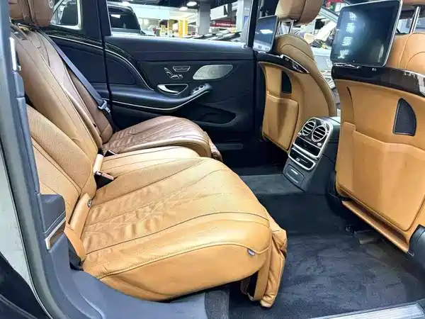Mercedes-Benz Maybach S-Class 2020