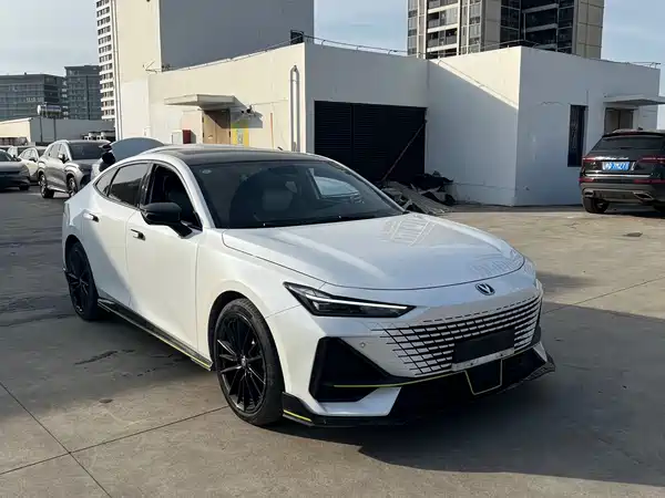 Changan UNI-V 2023