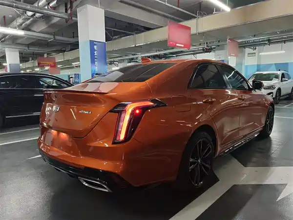 Cadillac CT4 2023
