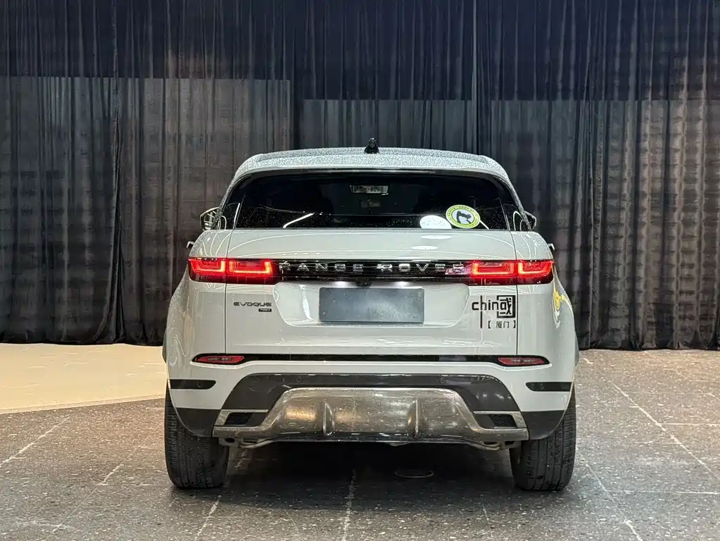 Land Rover Range Rover Evoque 2022 — фото 11