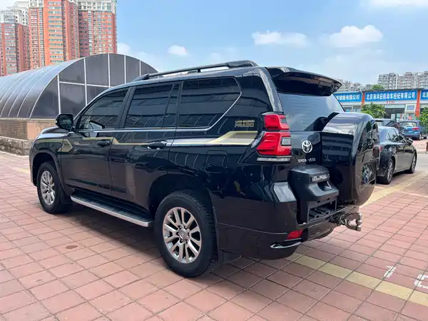 Toyota Prado 2019