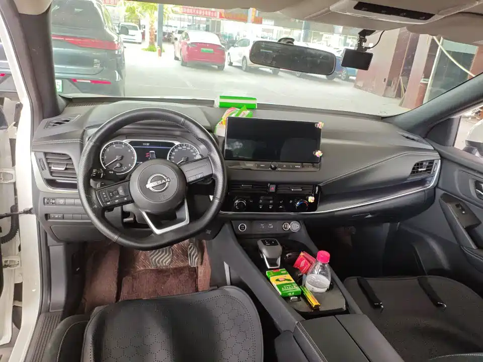 Nissan Fresco 2024