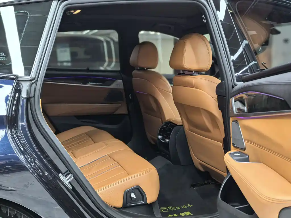BMW 6 Series GT 2019 — фото 13