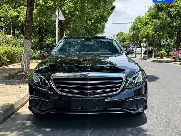 Mercedes-Benz E-Class 2018