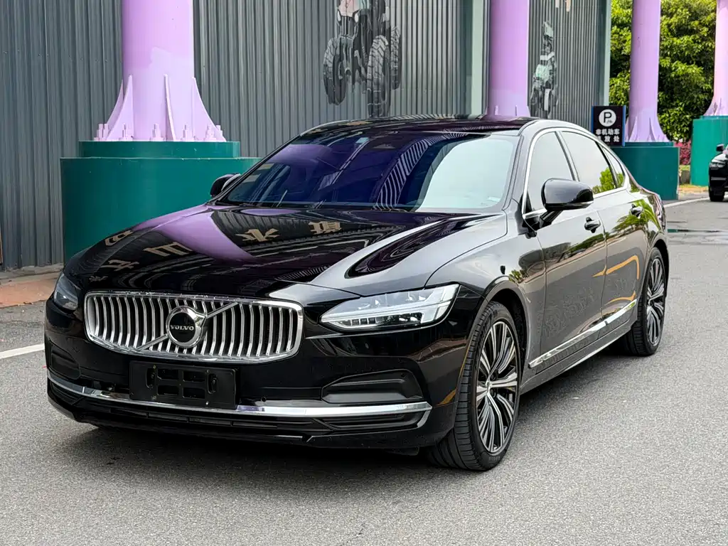 Volvo S90 2024 — фото 1
