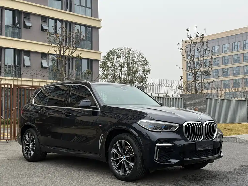 BMW X5 2023 — фото 3
