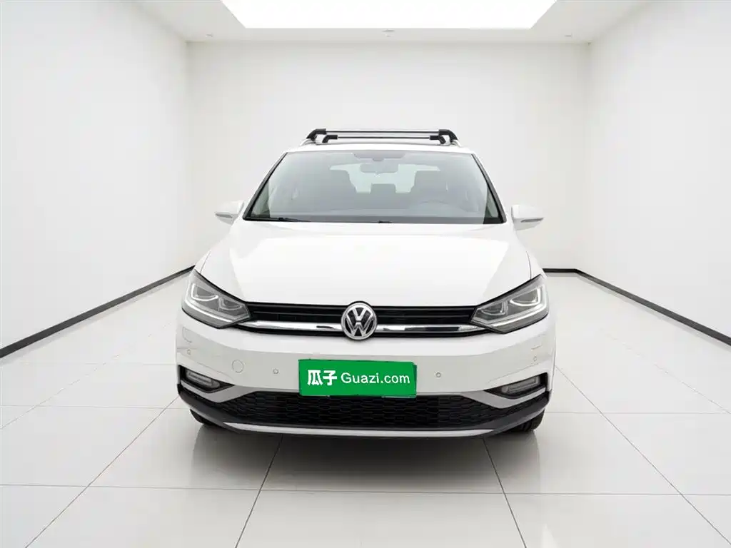 Volkswagen Touran 2020 — фото 2