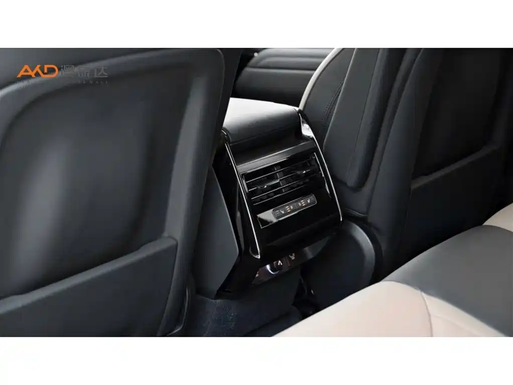 Land Rover Range Rover Sport 2023 — фото 9
