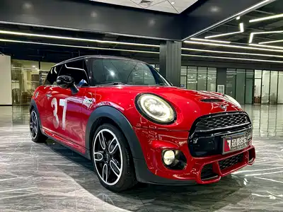 MINI MINI 2019