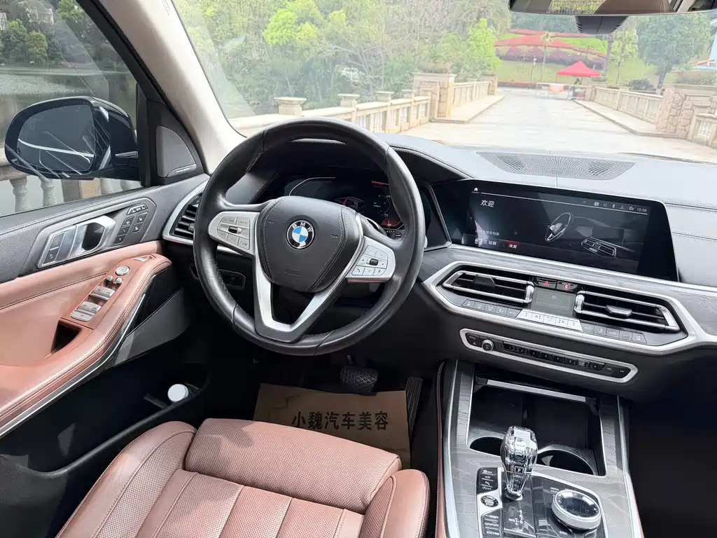 BMW X7 2021 — фото 12