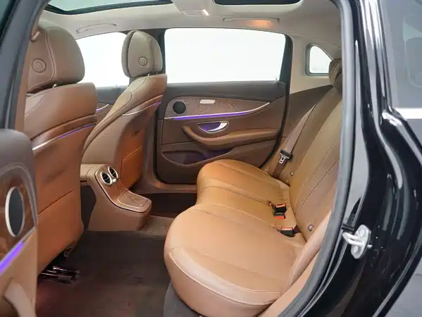 Mercedes-Benz E-Class 2023