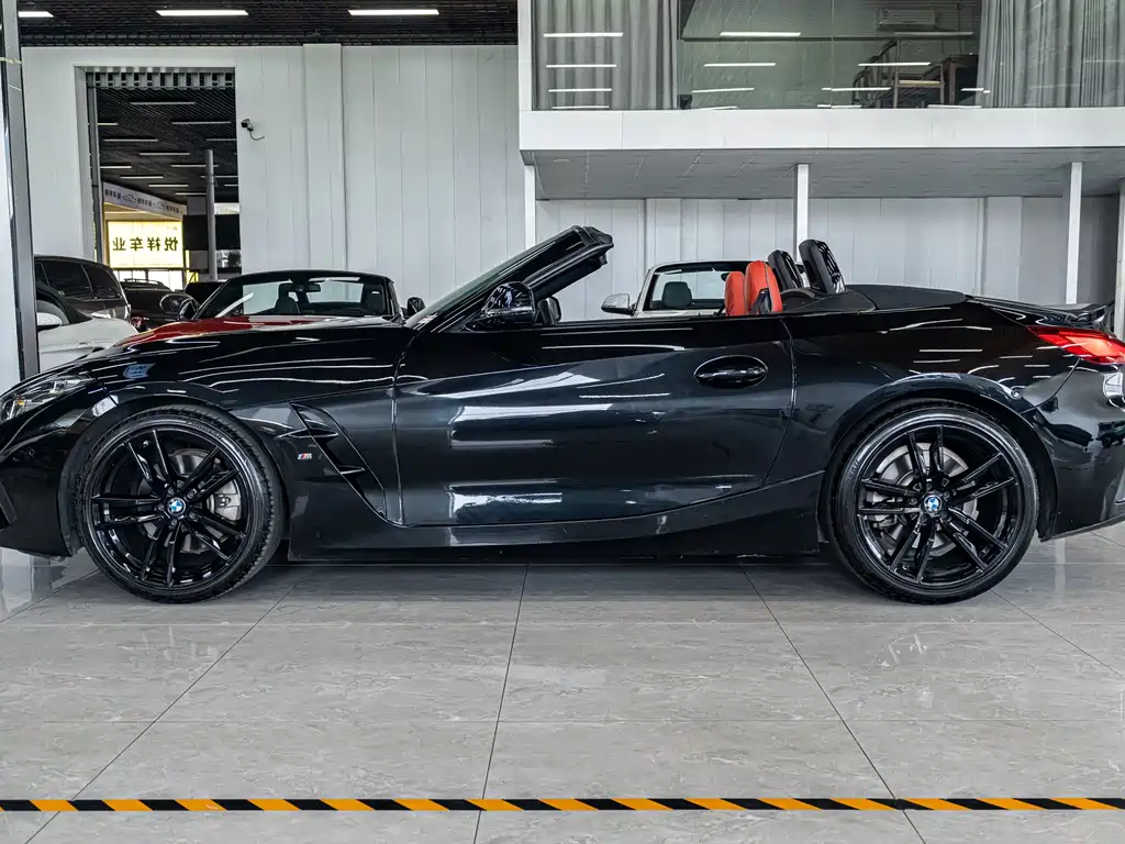BMW Z4 2020 — фото 2