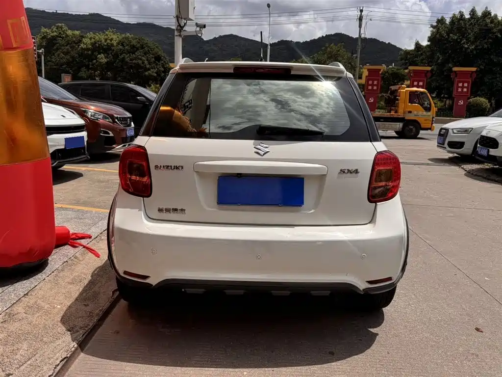 Suzuki SX4 2015
