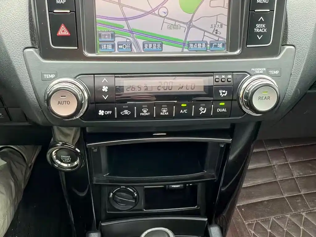 Toyota Prado 2014 — фото 12