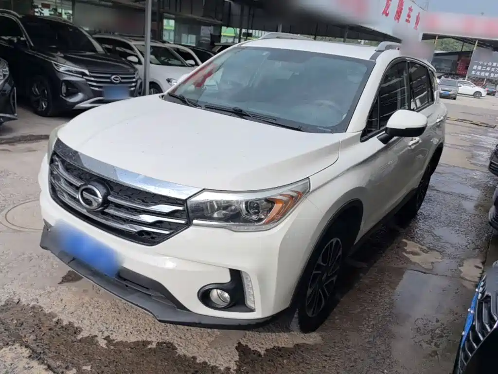 GAC Trumpchi GS4 2017 — фото 2