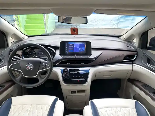 Buick GL8 2023