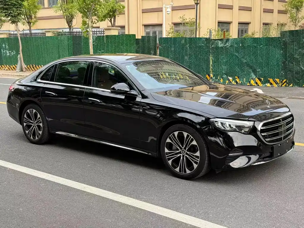 Mercedes-Benz E-Class New Energy 2024 — фото 3