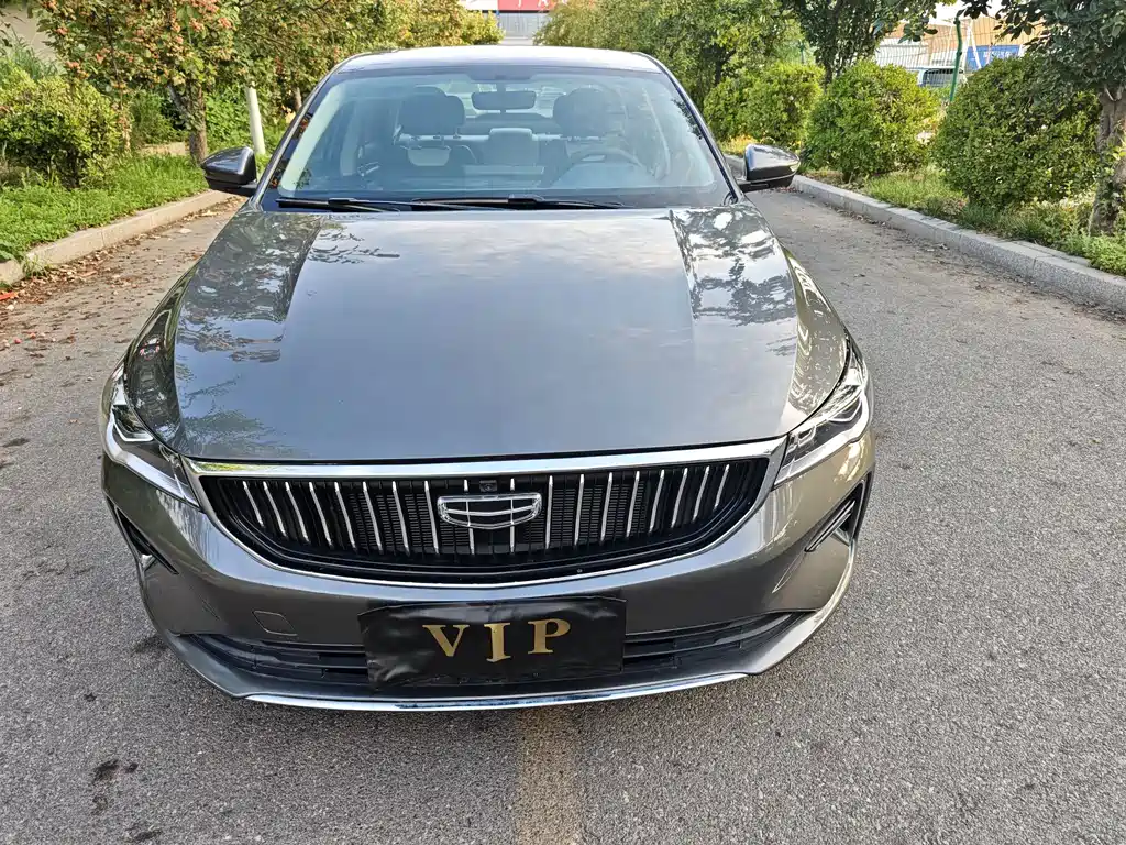 Geely Emgrand 2023