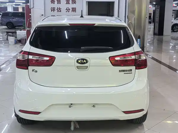 Kia K2 2012