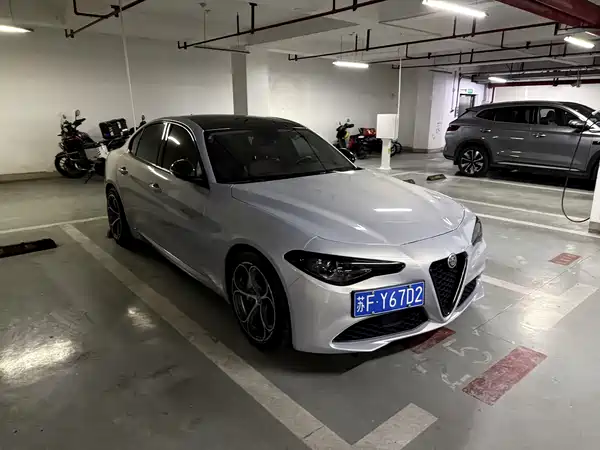 Alfa Romeo Giulia Juliet 2021