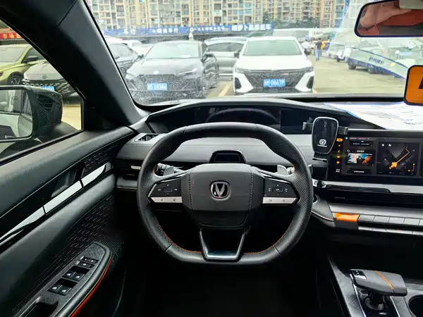 Changan UNI-V 2022