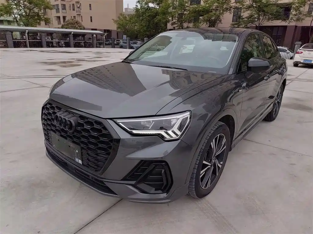 Audi Q3 Sportback 2023 — фото 2