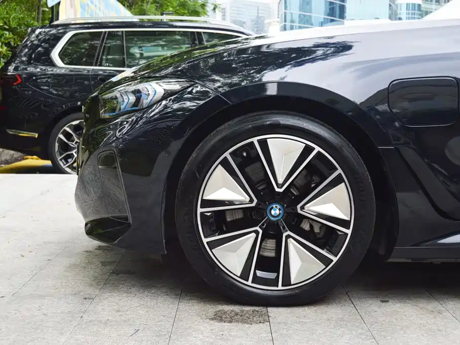 BMW i3 2023 — фото 15