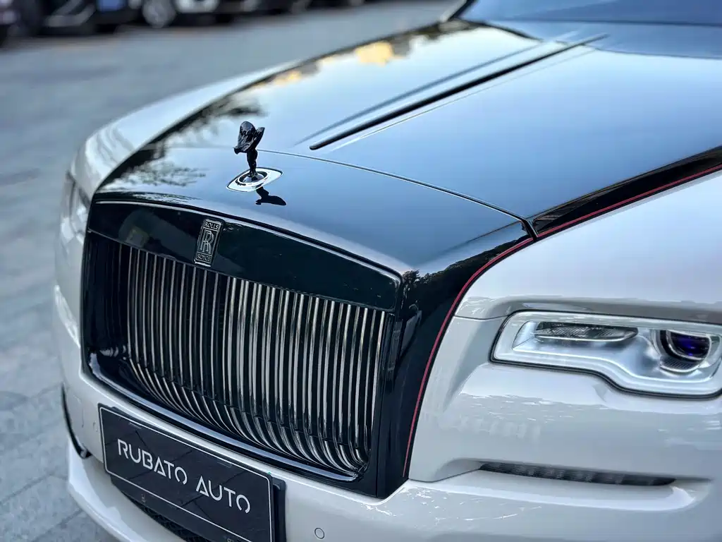 Rolls-Royce Phantom 2019 — фото 4