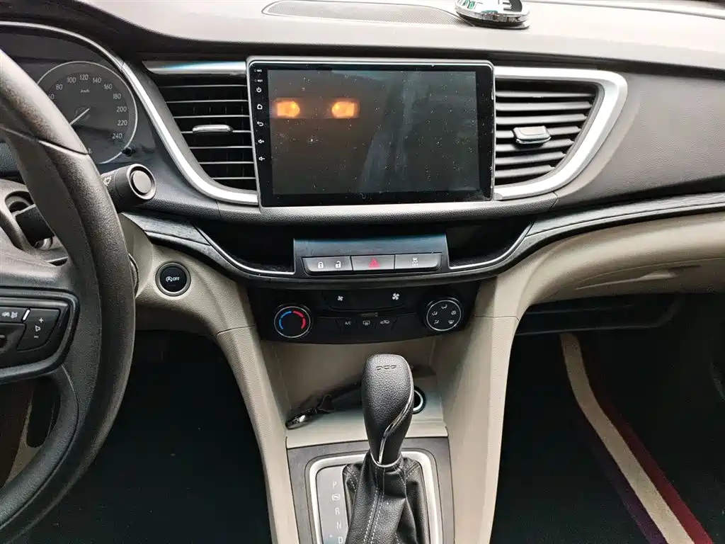Buick Excelle 2019 — фото 13