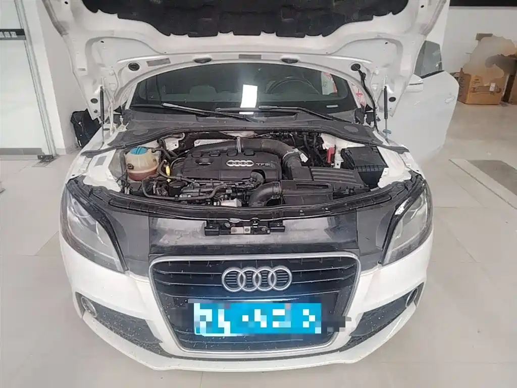 Audi TT 2014 — фото 20