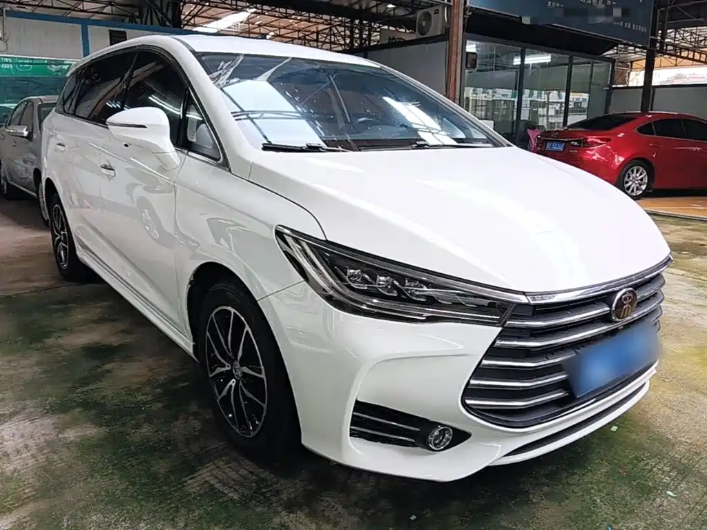 BYD Song MAX 2018 — фото 4