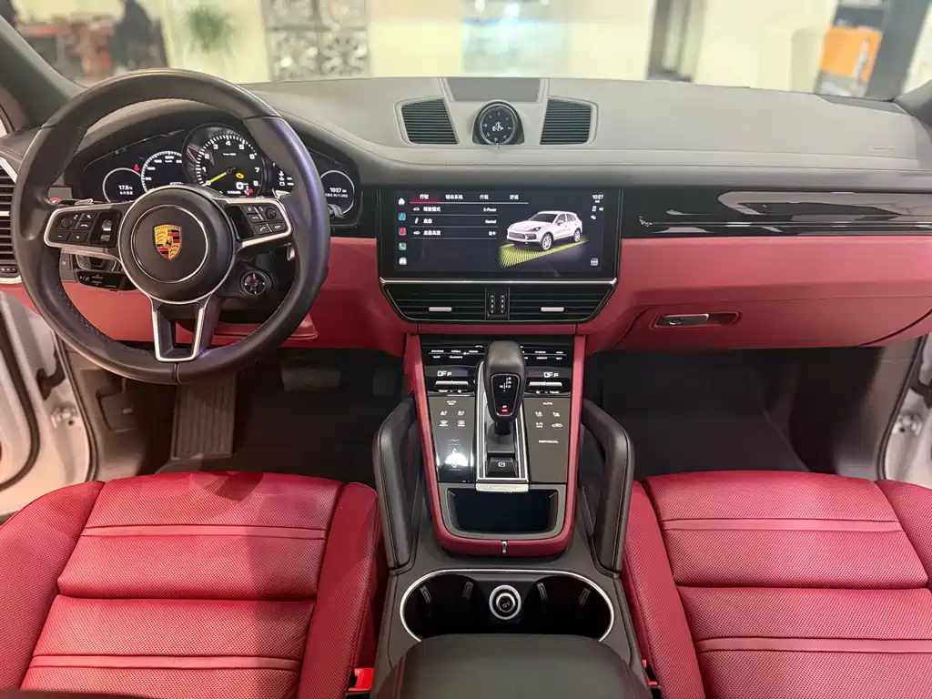 Porsche Cayenne Hybrid 2022 — фото 12