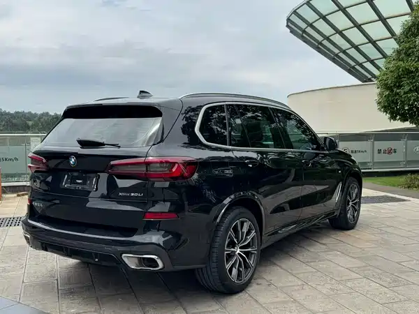 BMW X5 2023