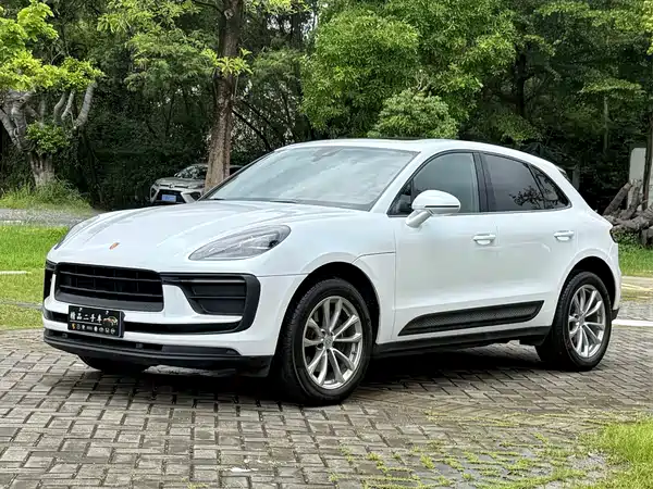 Porsche Macan 2023