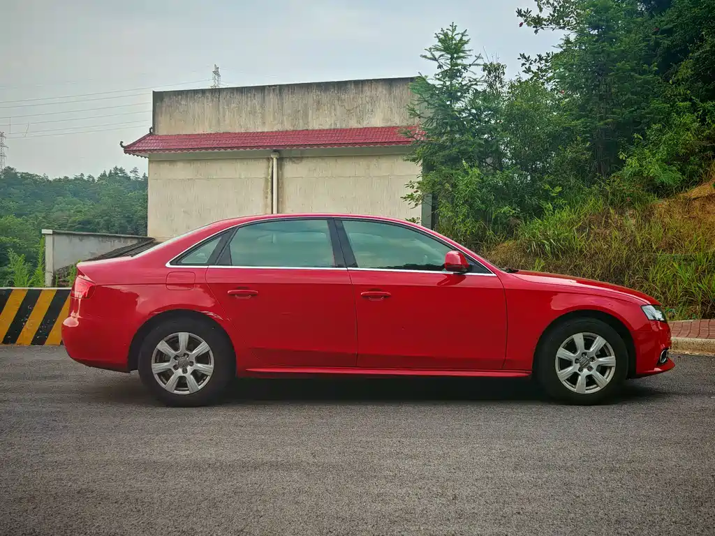 Audi A4L 2010