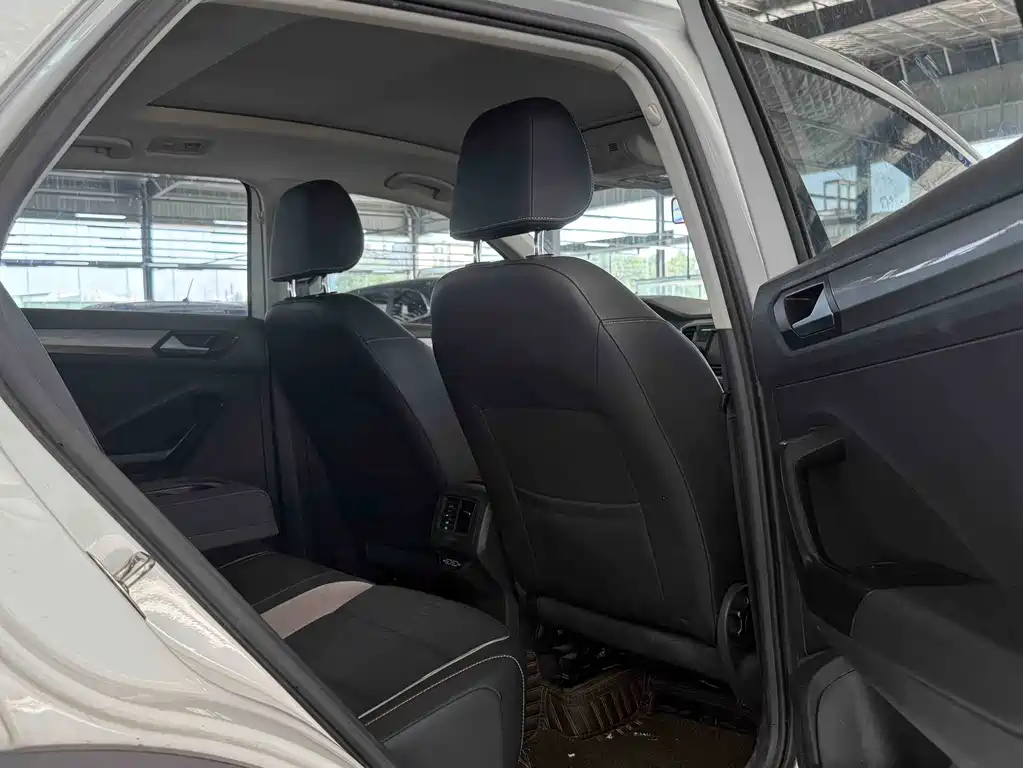 Volkswagen T-Roc 2020