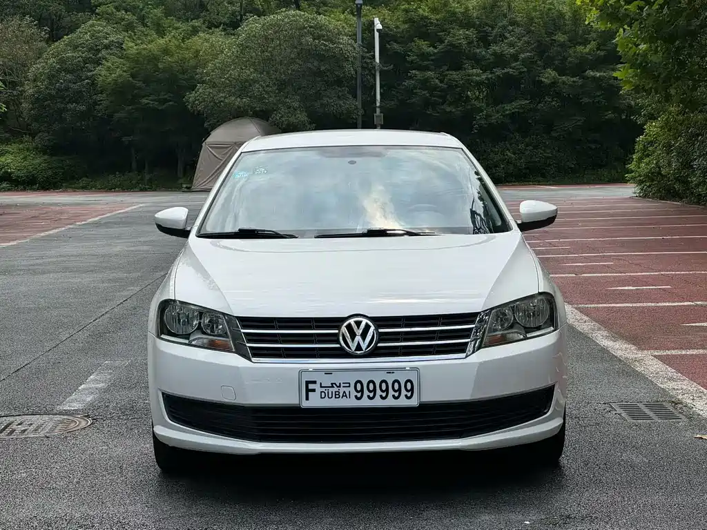 Volkswagen Lavida 2015