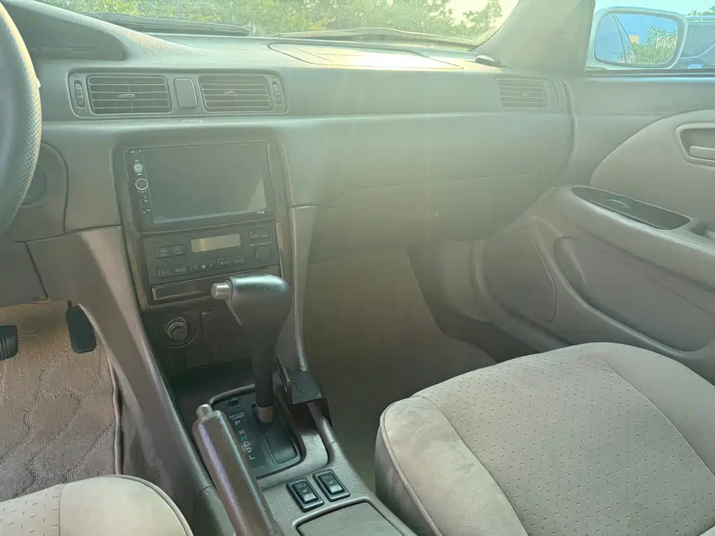 Toyota Camry 2001 — фото 12