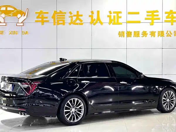 Cadillac CT6 2022