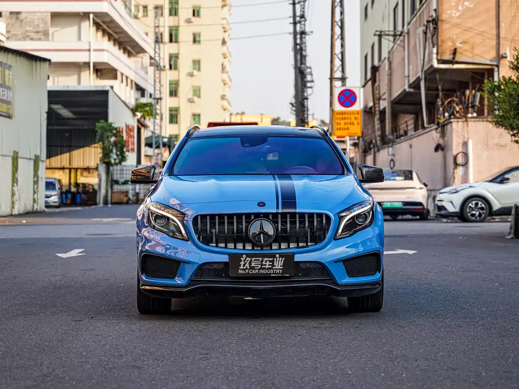 Mercedes-Benz GLA AMG 2017 — фото 2