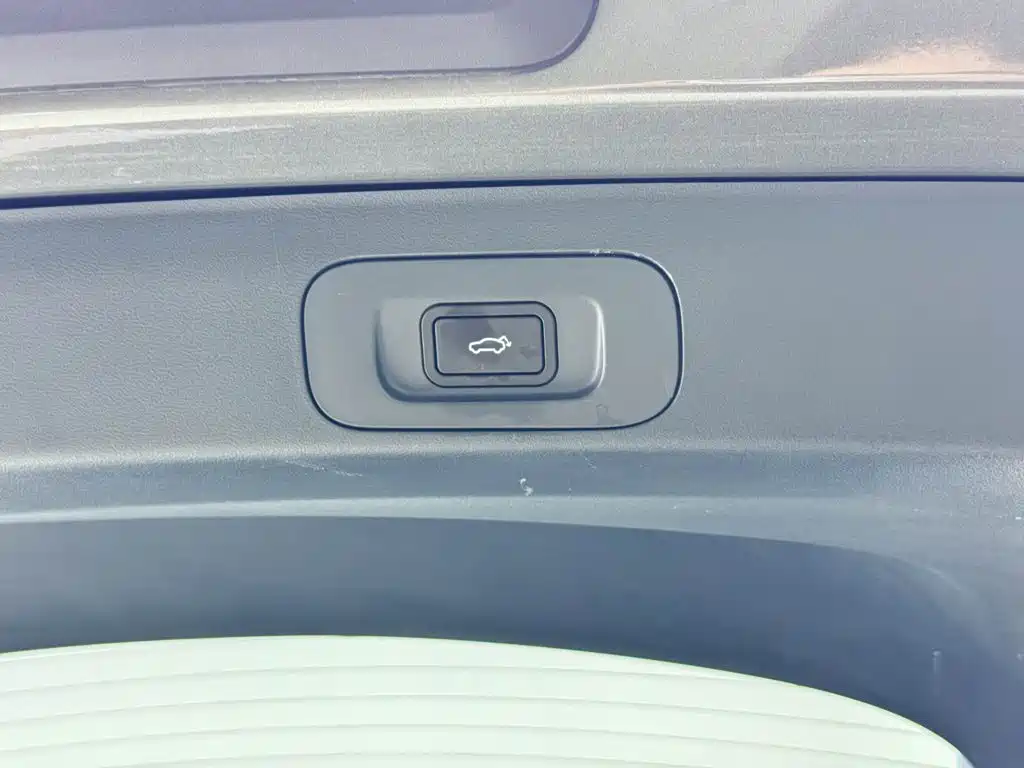Geely Galaxy E5 2024 — фото 19