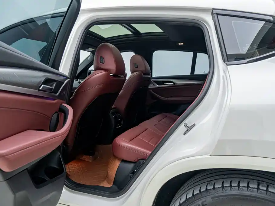 BMW X4 2020 — фото 15