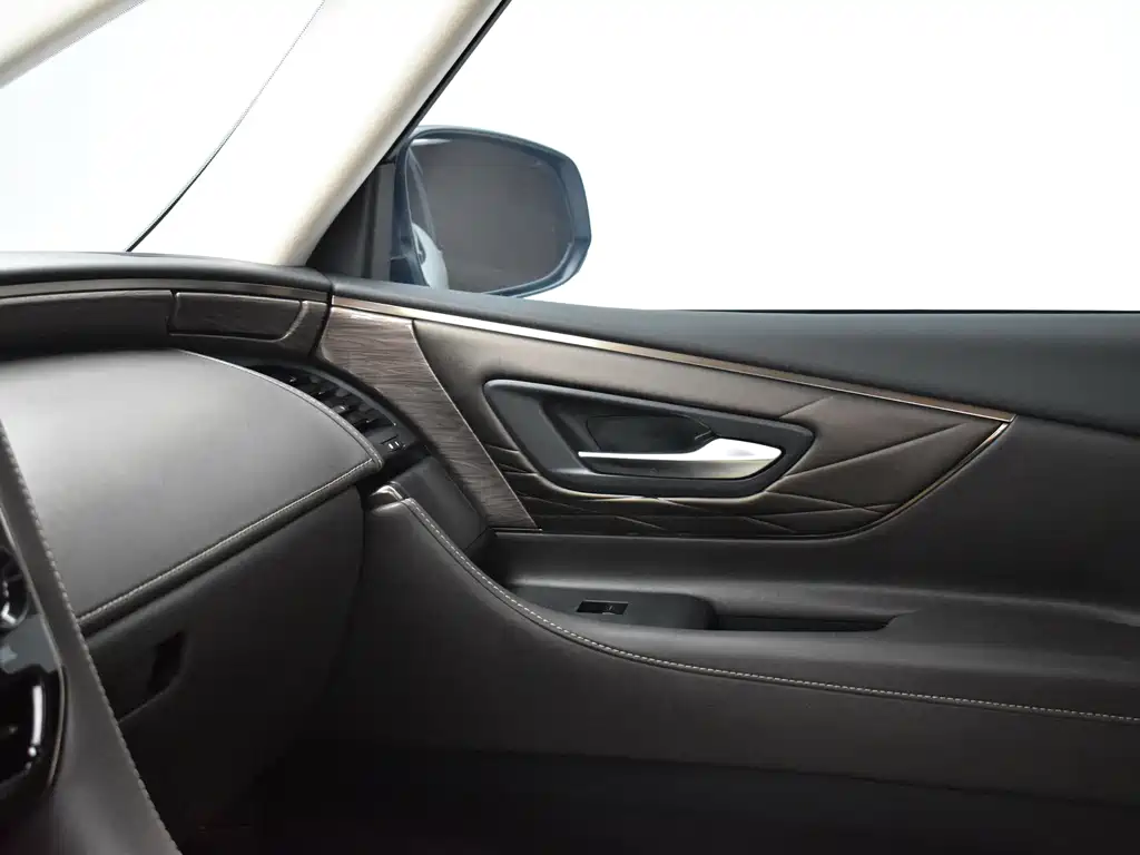 Toyota Alphard 2025 — фото 11