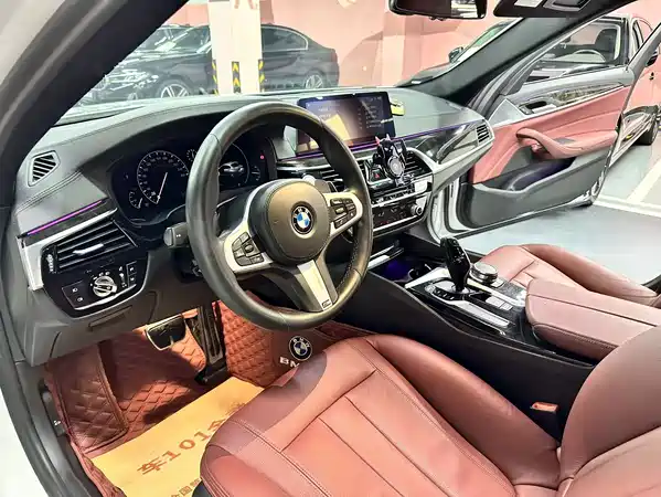 BMW 5 Series 2019