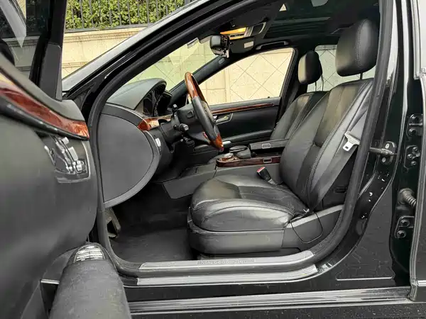 Mercedes-Benz S-Class 2008