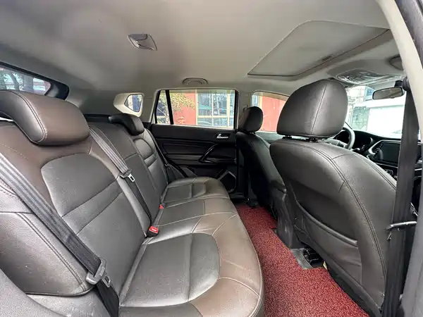 GAC Trumpchi GS4 2016