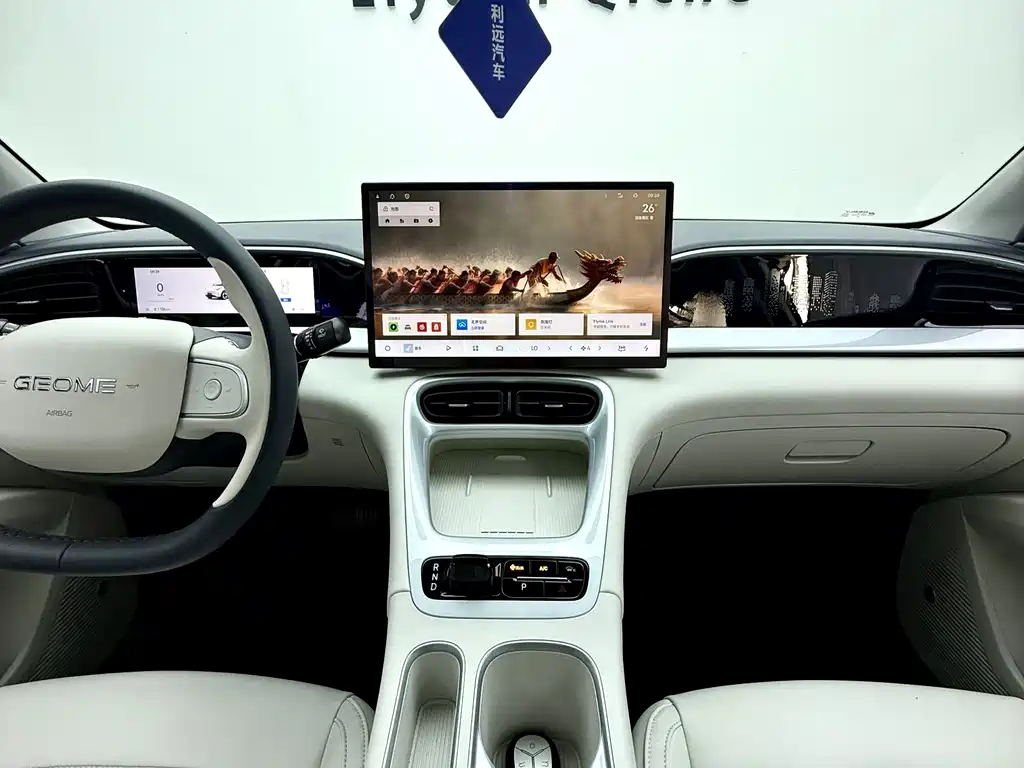 Geely Galaxy Starwish 2025 — фото 11