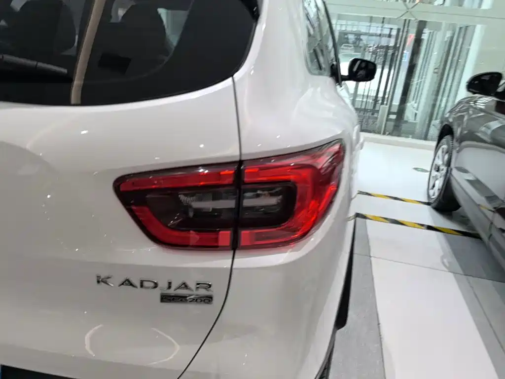 Renault Kadjar 2017 — фото 8