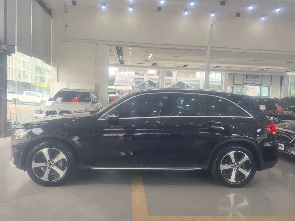 Mercedes-Benz GLC 2022