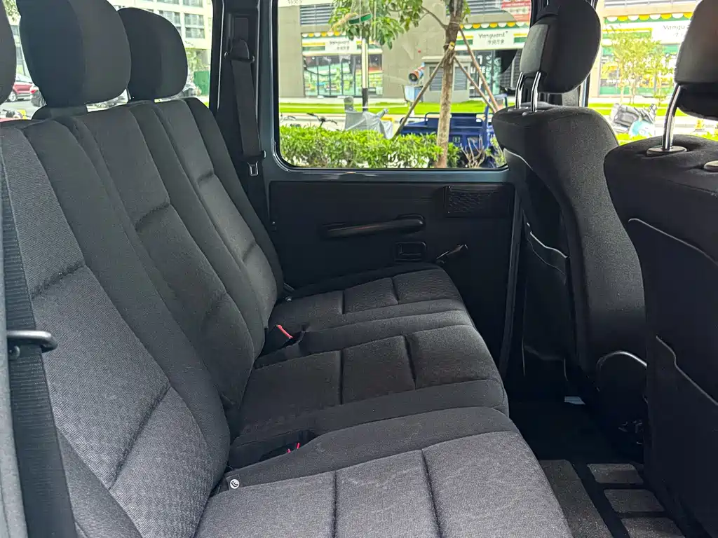 Mercedes-Benz G-Class 2018 — фото 22